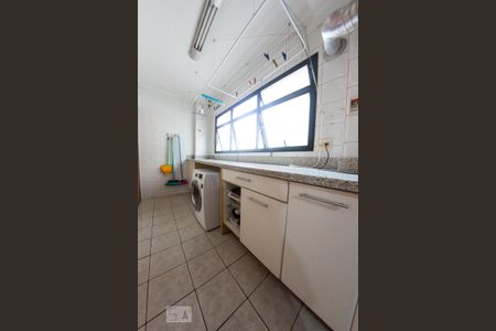Apartamento à venda com 136m², 4 quartos e 2 vagasÁrea de Serviço