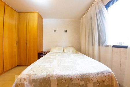 Apartamento à venda com 136m², 4 quartos e 2 vagasSuíte 1