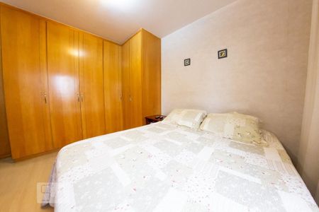 Apartamento à venda com 136m², 4 quartos e 2 vagasSuíte 1