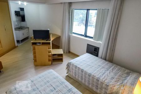 Sala / quarto de kitnet/studio para alugar com 1 quarto, 30m² em Vila Clementino, São Paulo