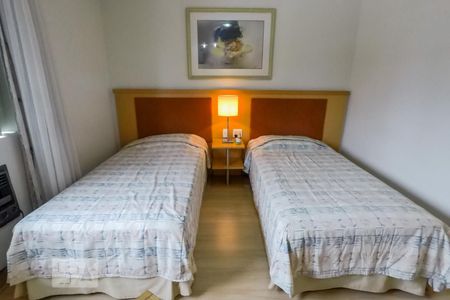 Sala / quarto de kitnet/studio para alugar com 1 quarto, 30m² em Vila Clementino, São Paulo