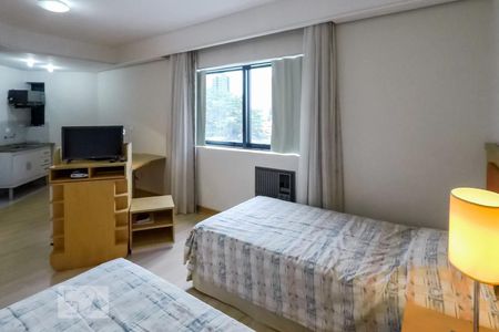 Sala / quarto de kitnet/studio para alugar com 1 quarto, 30m² em Vila Clementino, São Paulo