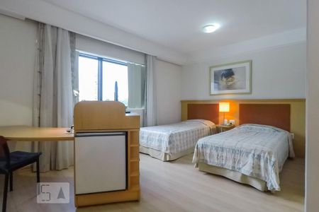 Sala / quarto de kitnet/studio para alugar com 1 quarto, 30m² em Vila Clementino, São Paulo