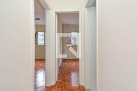 Corredor de apartamento para alugar com 2 quartos, 62m² em Bela Vista, São Paulo