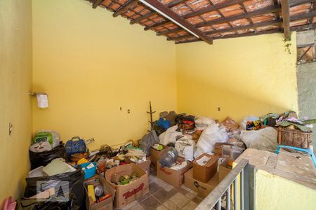 Casa à venda com 320m², 4 quartos e 4 vagas Casa à venda com 320m², 4 quartos e 4 vagasÁrea comum