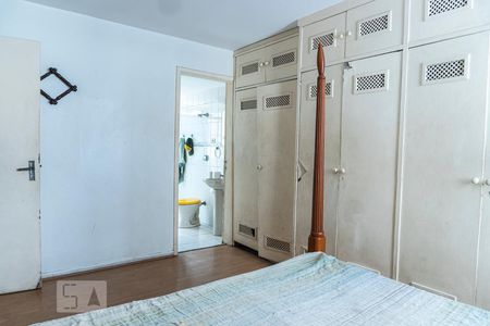 Apartamento à venda com 120m², 3 quartos e 2 vagasDormitório 2