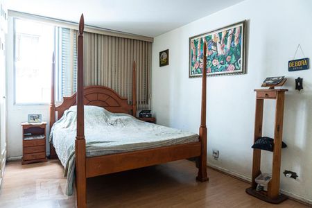 Apartamento à venda com 120m², 3 quartos e 2 vagasDormitório 2