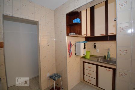 Apartamento à venda com 50m², 2 quartos e 1 vagaCozinha e Área de Serviço