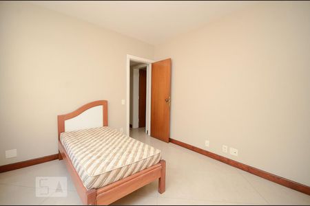 Apartamento à venda com 375m², 5 quartos e 2 vagasQuarto 3