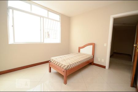 Apartamento à venda com 375m², 5 quartos e 2 vagasQuarto 3