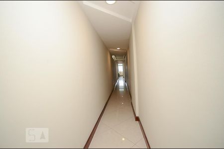 Apartamento à venda com 375m², 5 quartos e 2 vagasCorredor