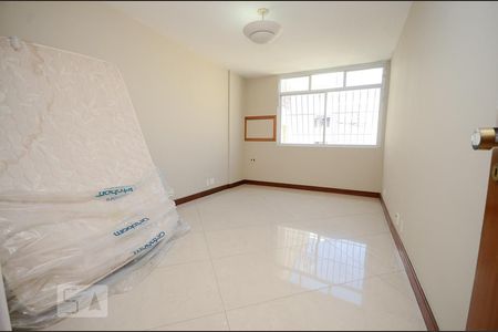Apartamento à venda com 375m², 5 quartos e 2 vagasQuarto 1