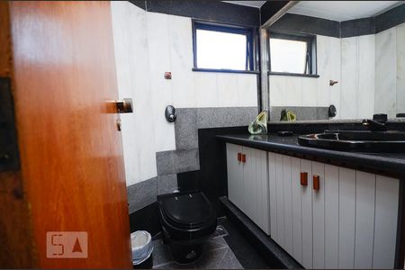 Apartamento à venda com 375m², 5 quartos e 2 vagasLavabo