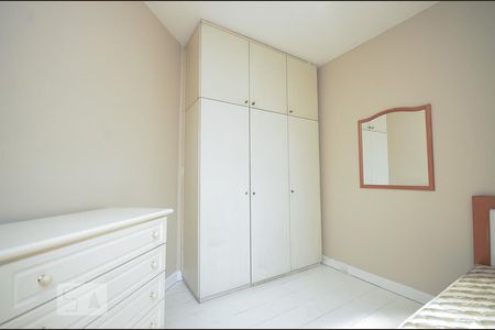 Apartamento à venda com 375m², 5 quartos e 2 vagasQuarto 4