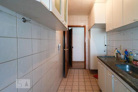 Apartamento à venda com 56m², 2 quartos e 1 vagaCozinha