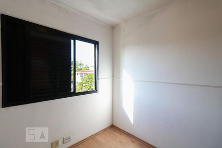 Quarto 1 de apartamento à venda com 2 quartos, 56m² em Jardim Ester, São Paulo
