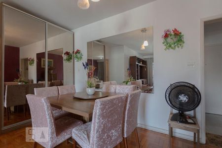 Sala de apartamento à venda com 3 quartos, 148m² em Consolação, São Paulo