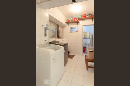 Apartamento à venda com 148m², 3 quartos e 1 vagaÁrea de Serviço