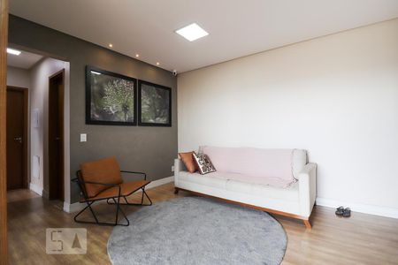 Sala de apartamento para alugar com 3 quartos, 75m² em Parque Amazônia, Goiânia