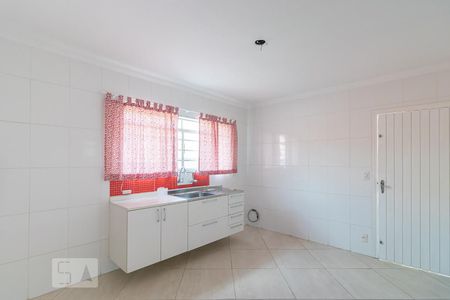 Casa para alugar com 115m², 3 quartos e 2 vagas Casa para alugar com 115m², 3 quartos e 2 vagasCozinha
