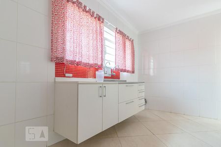 Casa para alugar com 115m², 3 quartos e 2 vagas Casa para alugar com 115m², 3 quartos e 2 vagasCozinha