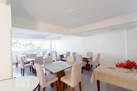 Apartamento à venda com 38m², 1 quarto e sem vaga Apartamento à venda com 38m², 1 quarto e sem vagaSalão