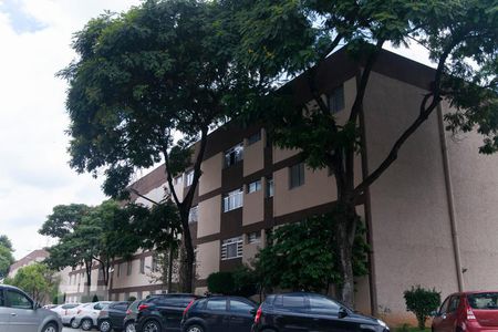 Apartamento para alugar com 80m², 2 quartos e 1 vagaFachada