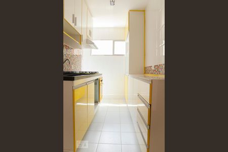 Apartamento para alugar com 80m², 2 quartos e 1 vagaCozinha