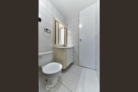 Apartamento para alugar com 74m², 3 quartos e 1 vaga Apartamento para alugar com 74m², 3 quartos e 1 vagaBanheiro Social