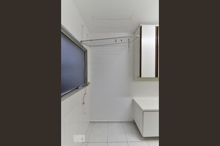 Apartamento para alugar com 74m², 3 quartos e 1 vaga Apartamento para alugar com 74m², 3 quartos e 1 vagaLavanderia