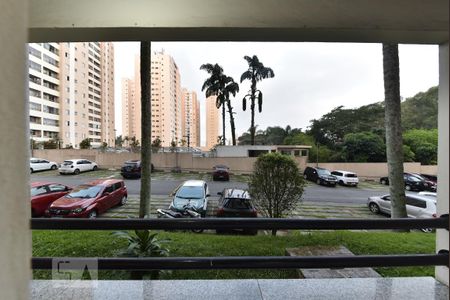 Sacada de apartamento para alugar com 3 quartos, 74m² em Planalto, São Bernardo do Campo