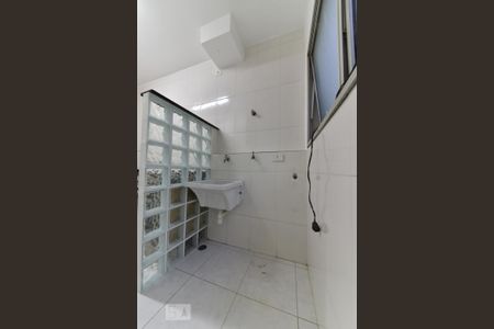 Apartamento para alugar com 74m², 3 quartos e 1 vaga Apartamento para alugar com 74m², 3 quartos e 1 vagaLavanderia