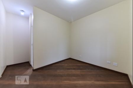 Apartamento para alugar com 74m², 3 quartos e 1 vaga Apartamento para alugar com 74m², 3 quartos e 1 vagaSuíte