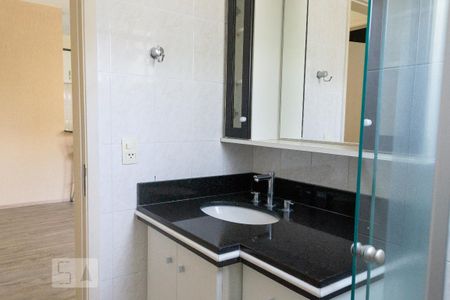 Apartamento para alugar com 52m², 2 quartos e 1 vaga Apartamento para alugar com 52m², 2 quartos e 1 vagaBanheiro