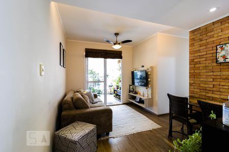 Sala de apartamento à venda com 3 quartos, 72m² em Jardim da Glória, São Paulo