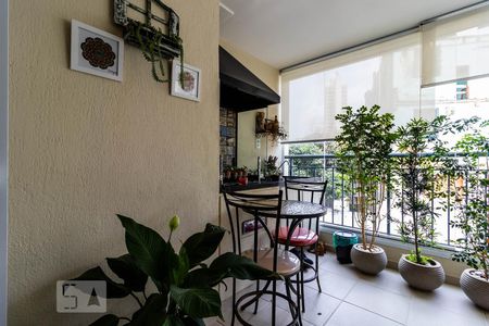 Apartamento para alugar com 72m², 3 quartos e 2 vagas Apartamento para alugar com 72m², 3 quartos e 2 vagasSacada