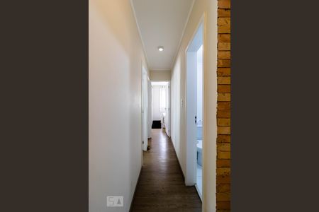 Apartamento para alugar com 72m², 3 quartos e 2 vagas Apartamento para alugar com 72m², 3 quartos e 2 vagasCorredor