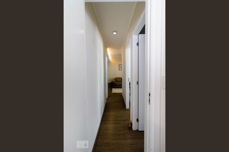 Apartamento para alugar com 72m², 3 quartos e 2 vagas Apartamento para alugar com 72m², 3 quartos e 2 vagasCorredor