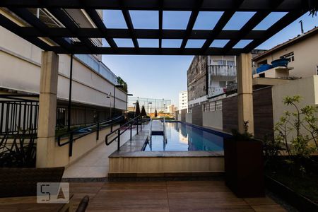 Apartamento para alugar com 72m², 3 quartos e 2 vagas Apartamento para alugar com 72m², 3 quartos e 2 vagasÁrea comum - Piscina