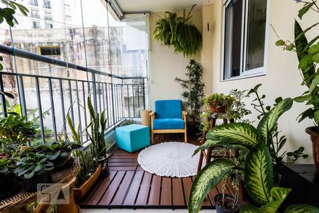 Apartamento para alugar com 72m², 3 quartos e 2 vagas Apartamento para alugar com 72m², 3 quartos e 2 vagasSacada