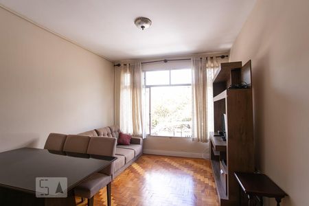 Sala de apartamento para alugar com 1 quarto, 57m² em Centro Histórico, Porto Alegre