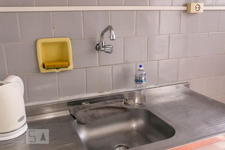 Apartamento para alugar com 57m², 1 quarto e sem vagaCozinha - Torneira