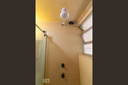 Apartamento à venda com 70m², 2 quartos e 1 vaga Apartamento à venda com 70m², 2 quartos e 1 vagaBanheiro