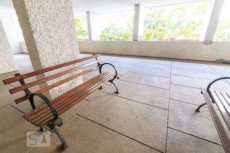 Apartamento à venda com 70m², 2 quartos e 1 vaga Apartamento à venda com 70m², 2 quartos e 1 vagaÁrea Comum - Playground