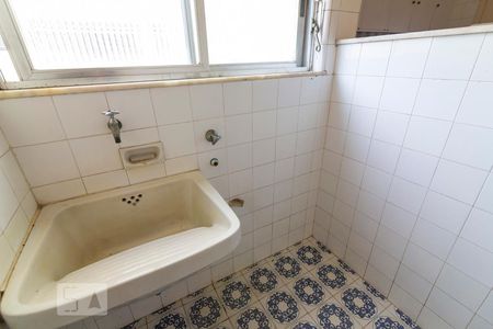 Apartamento à venda com 70m², 2 quartos e 1 vaga Apartamento à venda com 70m², 2 quartos e 1 vagaÁrea de Serviço