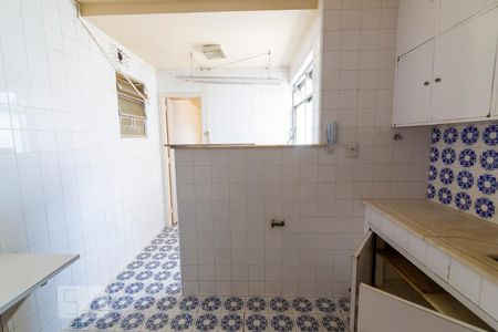 Apartamento à venda com 70m², 2 quartos e 1 vaga Apartamento à venda com 70m², 2 quartos e 1 vagaCozinha