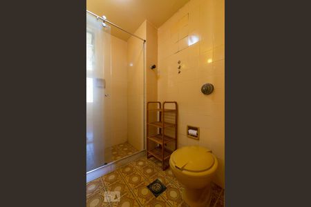 Apartamento à venda com 70m², 2 quartos e 1 vaga Apartamento à venda com 70m², 2 quartos e 1 vagaBanheiro