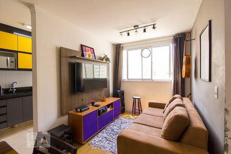 Sala de apartamento para alugar com 2 quartos, 50m² em Jardim Iris, São Paulo