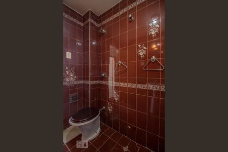 Banheiro de apartamento para alugar com 1 quarto, 44m² em Água Branca, São Paulo