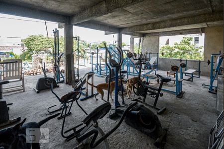 Casa à venda com 600m², 4 quartos e 2 vagasÁrea comum - Academia